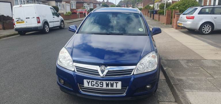 Vauxhall astra estate