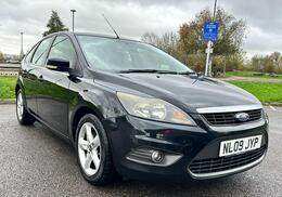 Ford focus 1.6 petrol black 2009 