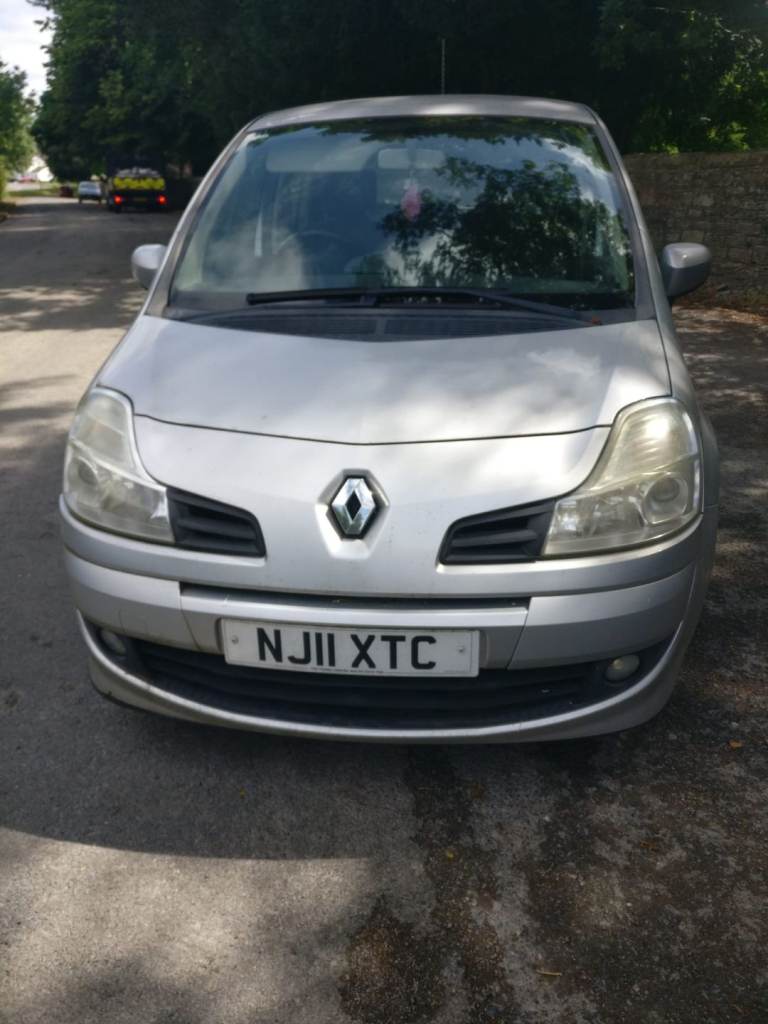 Renault, GRAND MODUS, Hatchback, 2011, Manual, 1461 (cc), 5 doors
