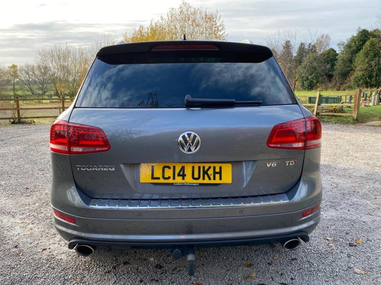 2014 Volkswagen Touareg 3.0 TDI V6 BlueMotion Tech R-Line Tiptronic 4WD Euro 5 (s/s) 5dr ESTATE D...