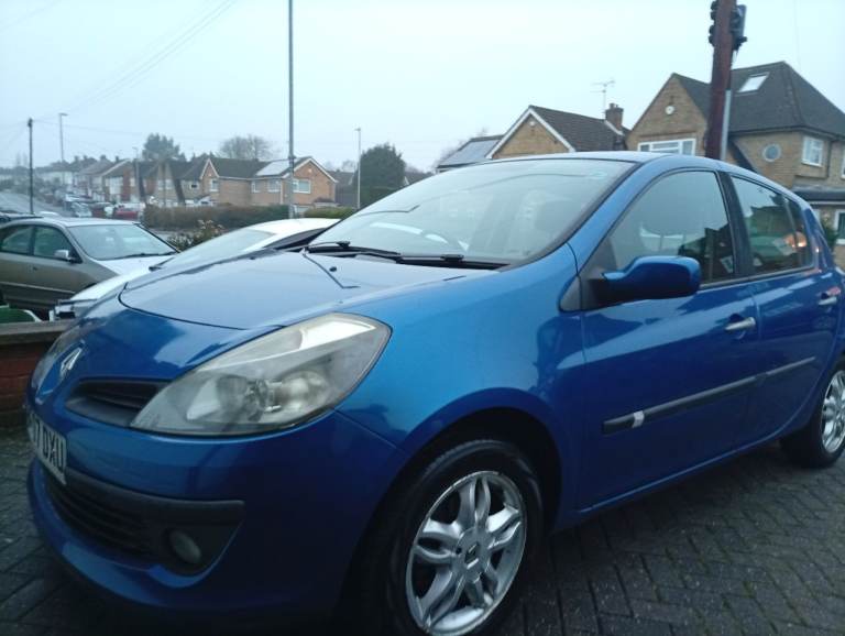 Renault Clio pétrol 