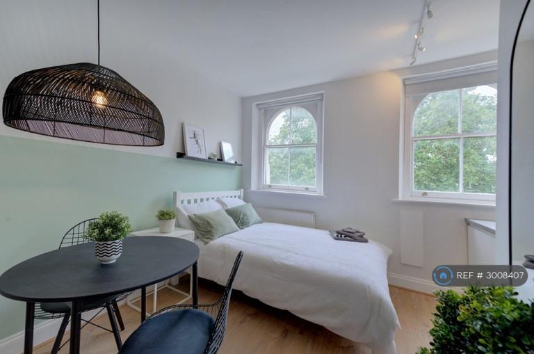 Studio flat in Kensington Garden Square, London, W2 (#3008407)
