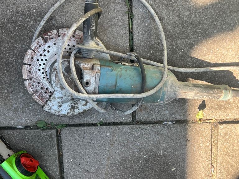 Bauer Angle Grinder with Disc – Fair Condition