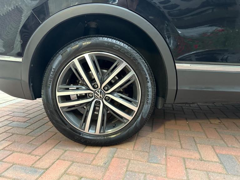 2023 Volkswagen Tiguan 1.4 TSI 13kWh Elegance DSG Euro 6 (s/s) 5dr ESTATE Petrol/Electric Hybrid ...