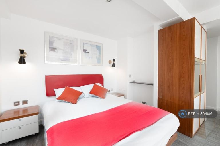 1 bedroom flat in Roland House, London, SW7 (1 bed) (#3041861)