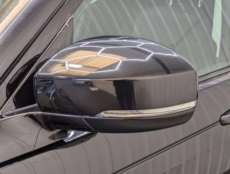 2017 Land Rover Discovery 3.0 Discovery HSE TD6 Auto 4WD 5dr SUV Diesel Automatic