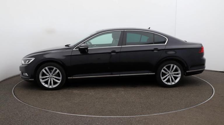 Volkswagen, PASSAT-GTE, Saloon, 2018, Semi-Auto, 1395 (cc), 4 doors