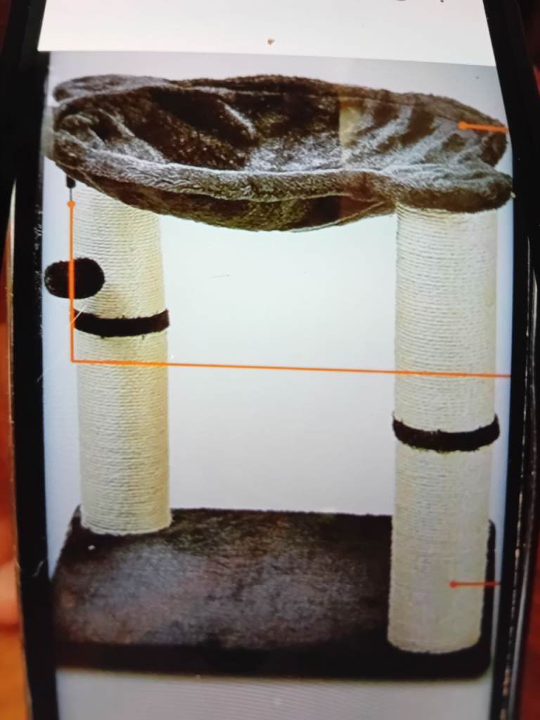 Cat tree with seat 