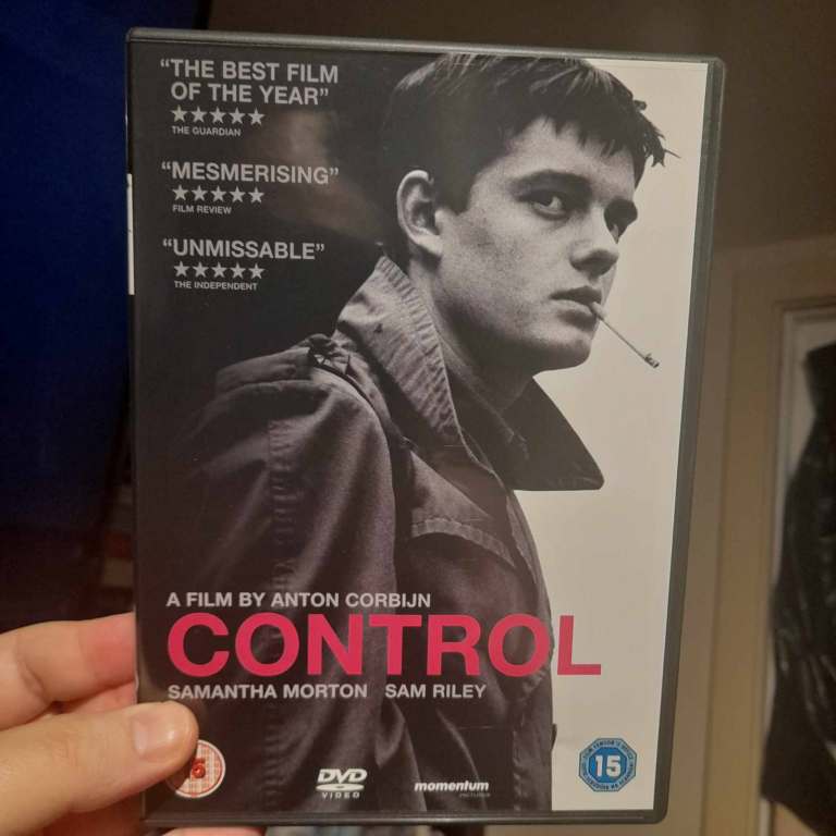 DVD: Control