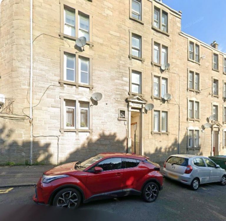 1 bedroom fully furnished flat Dundee 56 Main Street 