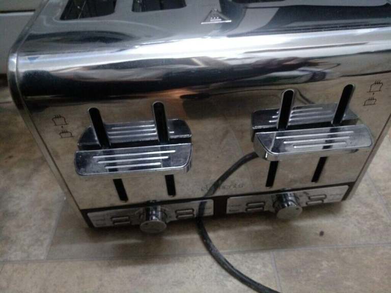 Toaster 