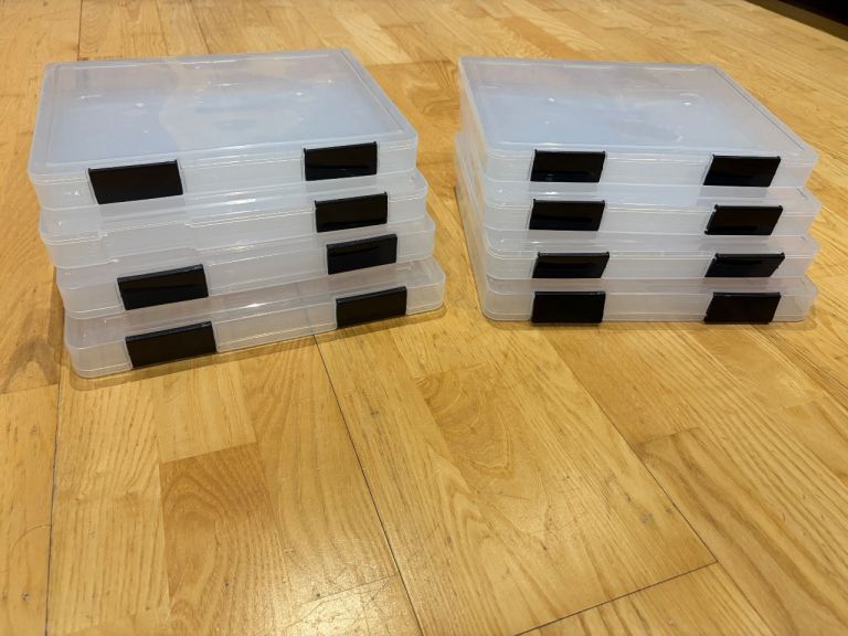 Plastic storage container boxes- 8 pieces 