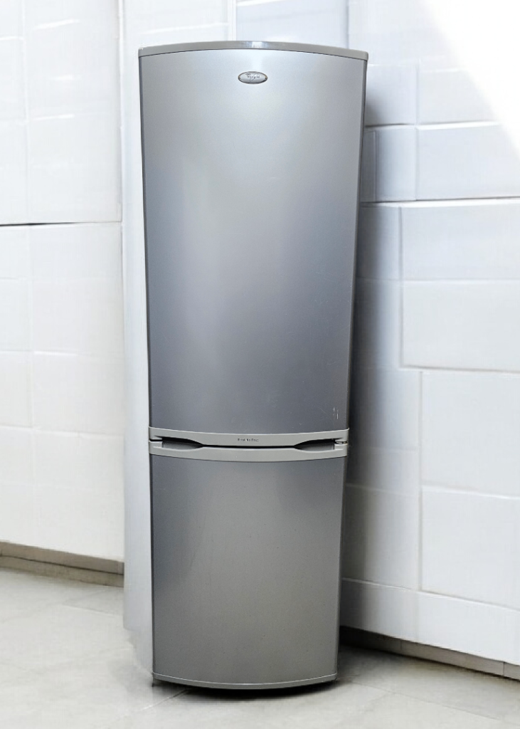 WHIRLPOOL TOTAL NO FROST FRIDGE FREEZER DELIVERY OR COLLECTION AVAILABLE 
