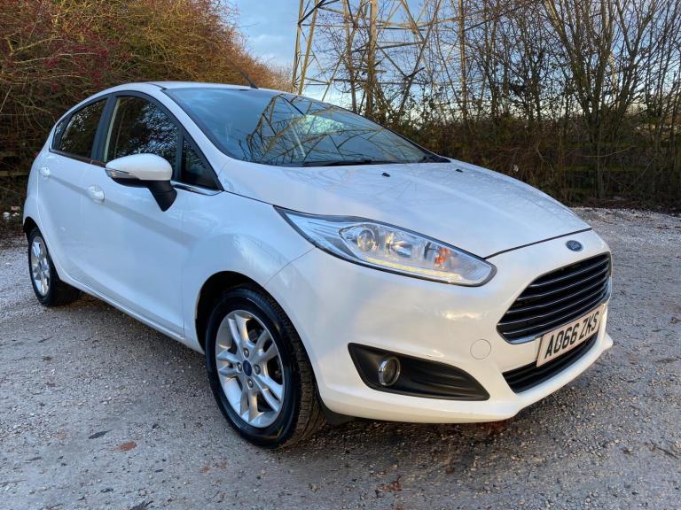 2017 Ford Fiesta 1.25 Zetec Euro 6 5dr HATCHBACK Petrol Manual