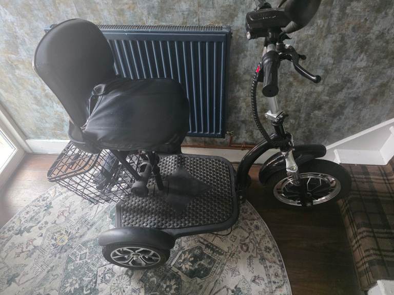 Mobility scooter