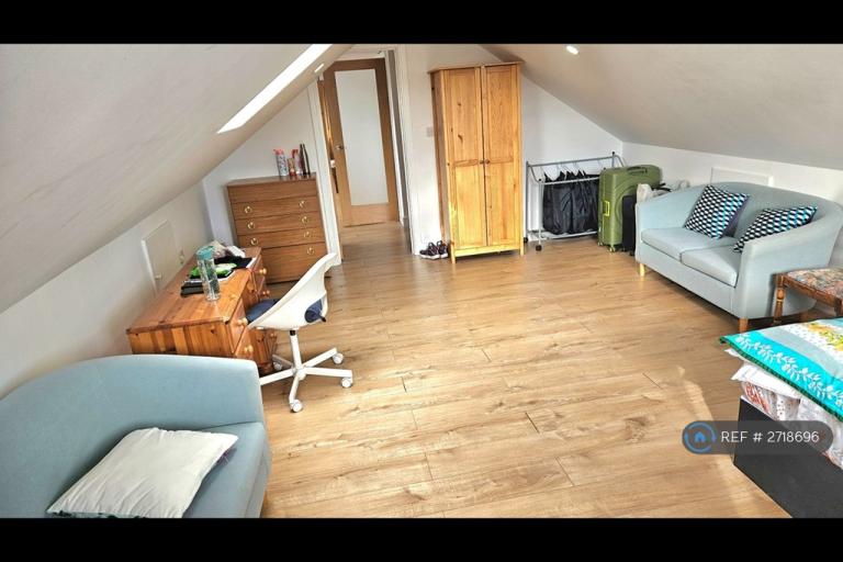 1 bedroom in Cae Gwyn Rd, Cardiff, CF14 (#2718696)