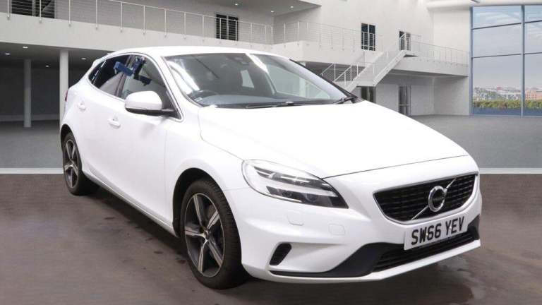 2016 Volvo V40 2.0 D3 R-Design Nav Plus Auto Euro 6 (s/s) 5dr HATCHBACK Diesel Automatic