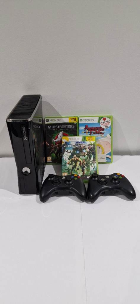 XBOX 360 Slim
