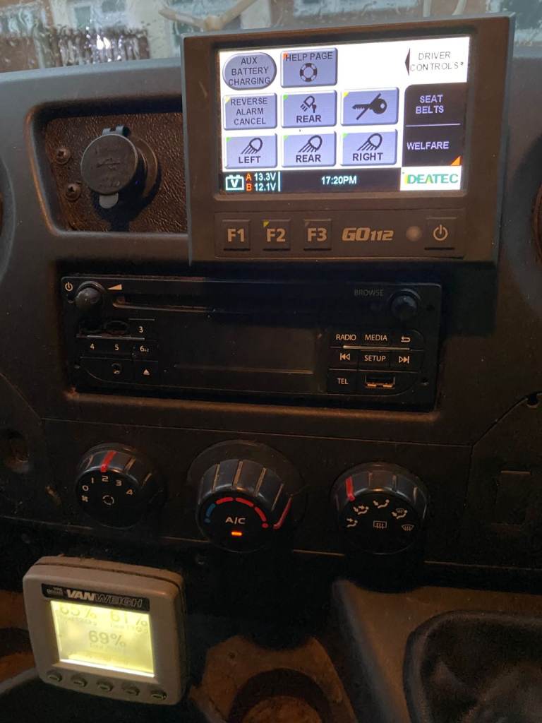 2018 68 Vauxhall Movano Welfare Van Crew Cab 6 seat ideal Camper van NO VAT 1 Owner Ford Transit 