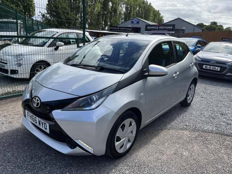 2017 Toyota AYGO 1.0 VVT-i X-Play 5dr HATCHBACK PETROL Manual