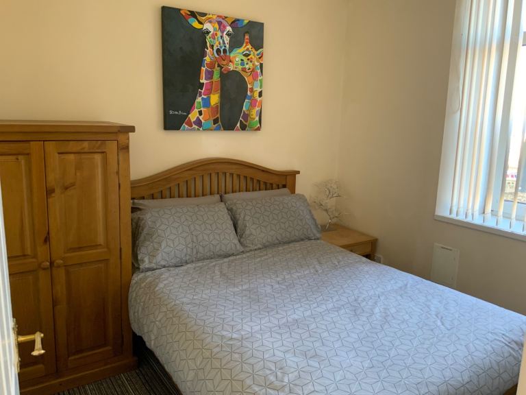 1 Bedroom near University 