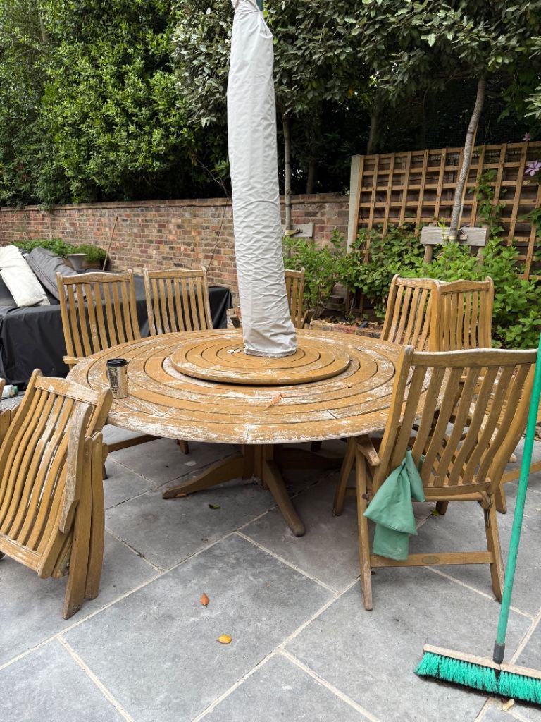 Wooden Garden Dining Table and 6 Chairs – Used Condition