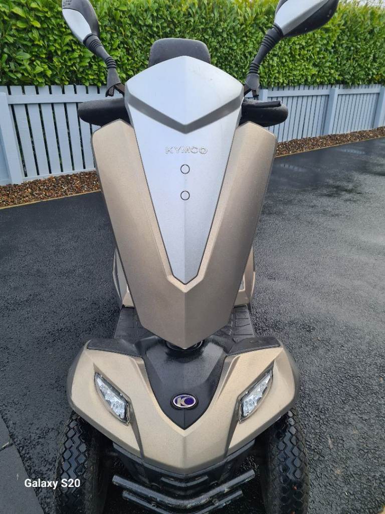 Larger kymco mobility scooter can deliver today good fair condition 