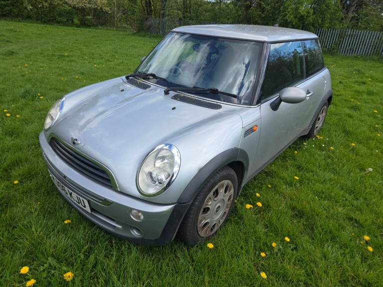 Mini 2006 1.6cc MOT April 2027 just spend £500 on the car