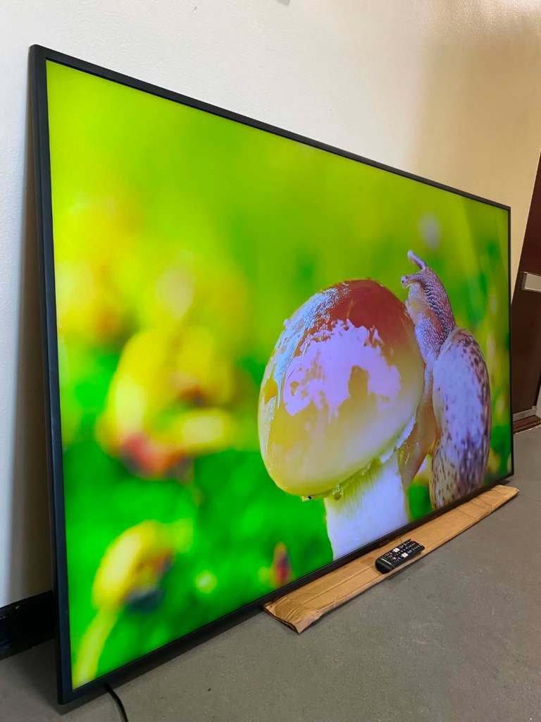 70"SAMSUNG 4K ULTRA UHD HDR SMART WIFI LED TV PERFECT WORKING WITH REMOTE 389£