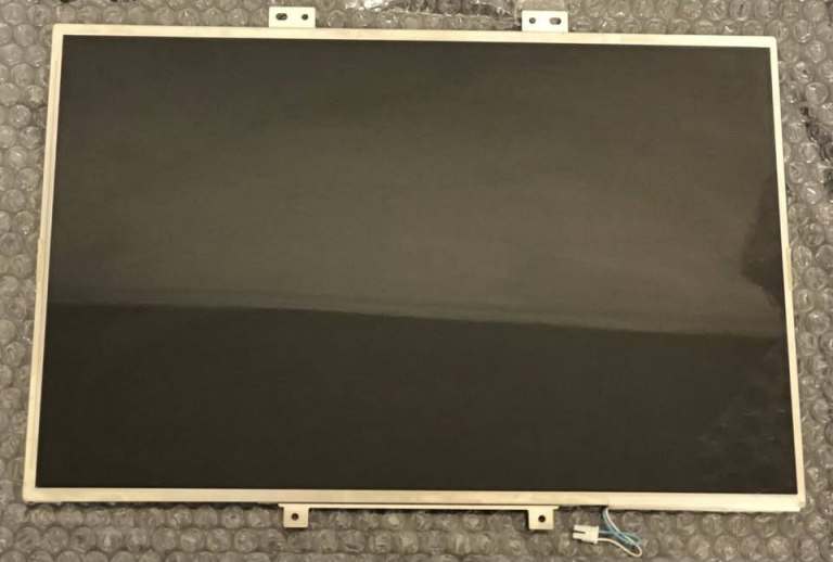 Laptop Standard 15.4 Inch LCD screen Samsung LTN154AT01 Standard LCD Available