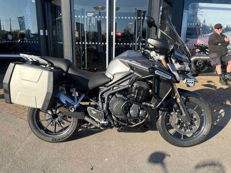 2015 Triumph TIGER Tiger Explorer ABS (12MY) Adventure PETROL Manual
