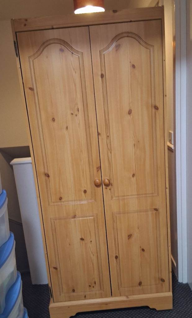 Pine Effect 2 Door Wardrobe on wheels