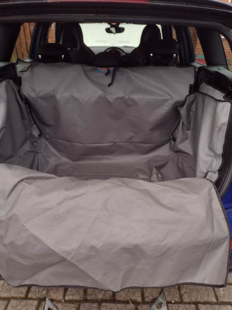 Hatchbag custom boot liner for Mini Cooper Clubman Cost over £200 in excellent condition 