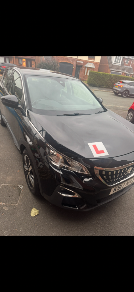 Peugeot, 3008, Hatchback, 2017, Manual, 1560 (cc), 5 doors