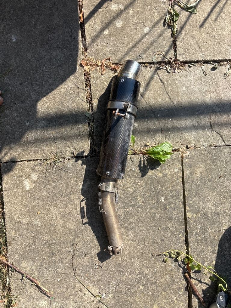 Yamaha R125 exhaust