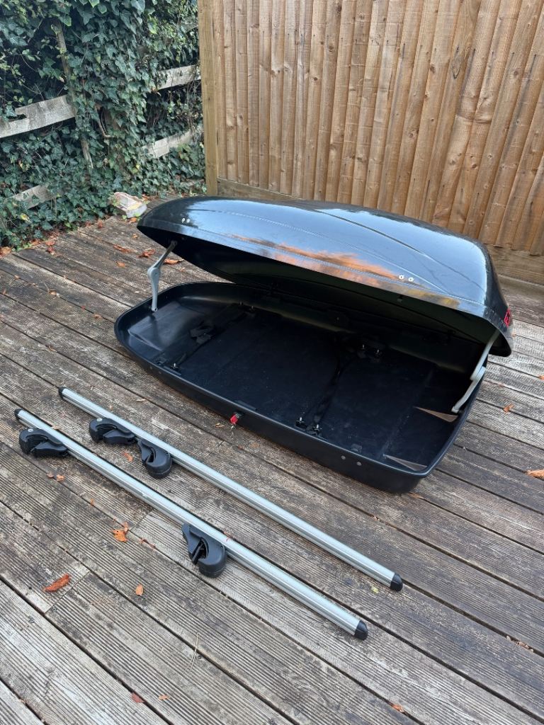 G3 Helios Roof Box & Streetwize Roof Bars