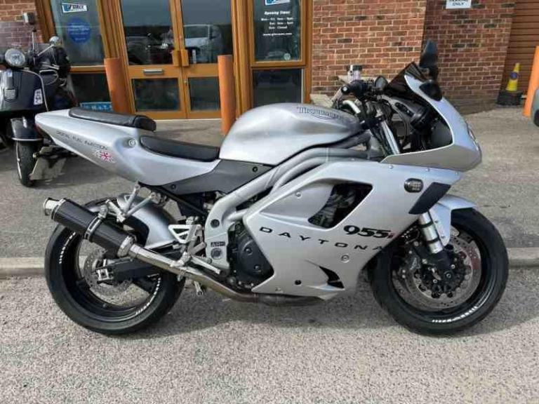 TRIUMPH DAYTONA 955i PX TO CLEAR