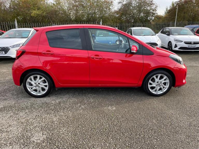 TOYOTA YARIS 1.33 Dual VVT-i Sport Euro 5 5dr Euro 5 2015