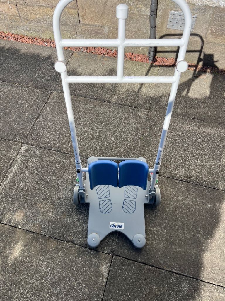 DRIVE Sit to stand transfer aid. 