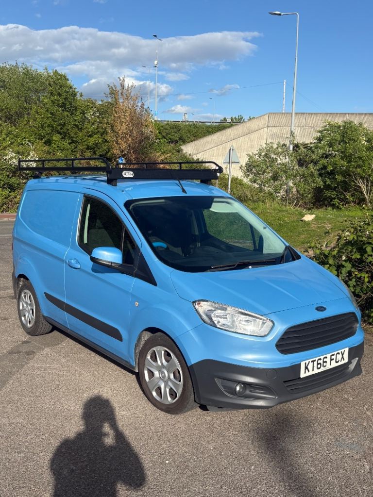 Ford, TRANSIT COURIER, Panel Van, 2017, Manual, 1498 (cc)