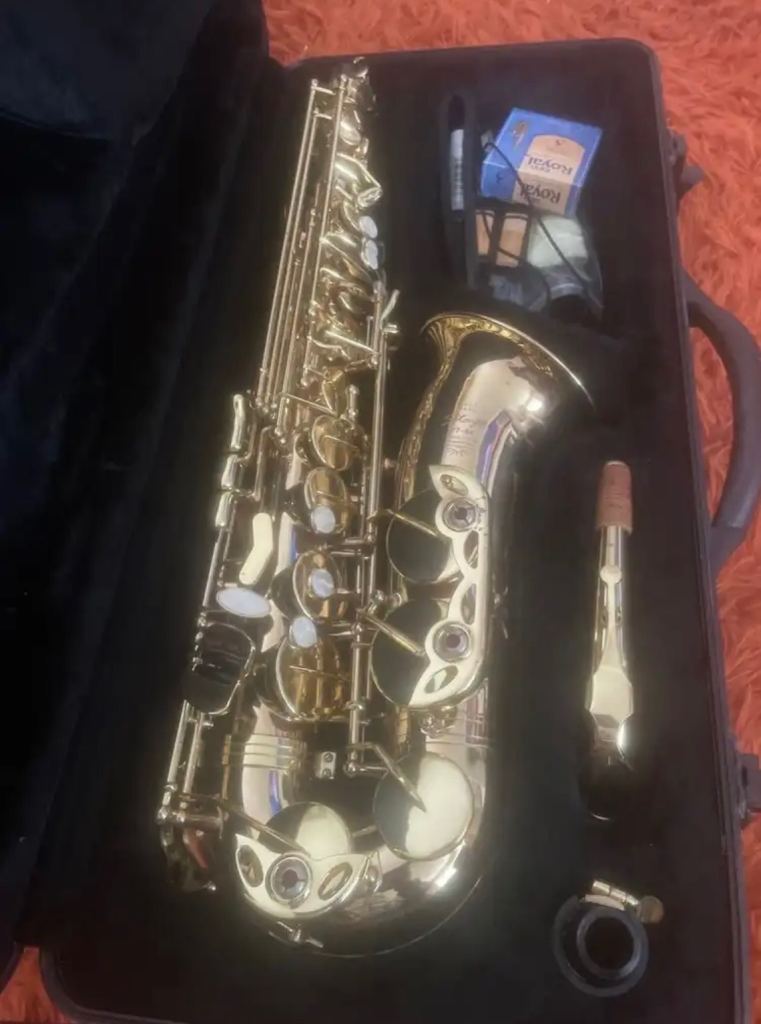 Saxophone 