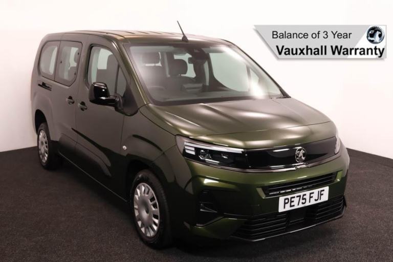 2025(75) Vauxhall Combo Life 1.5D Design LWB 4 Seat Wheelchair Access Auto