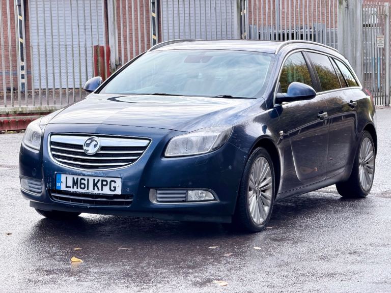 Vauxhall, INSIGNIA, Estate, 2011, Manual, 1956 (cc),5 doors - Image 4