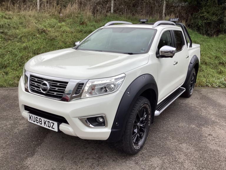 2018 Nissan Navara Double Cab Pick Up Tekna 2.3dCi 190 4WD Auto PICK UP Diesel Automatic
