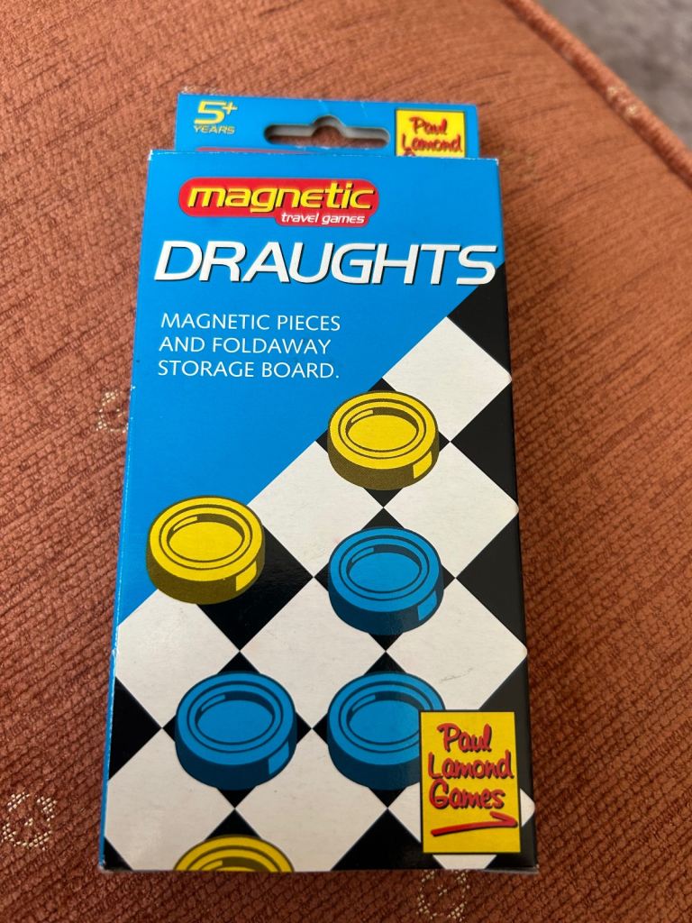 Magnetic Draughts - magnetic pieces and foldaway storage board
