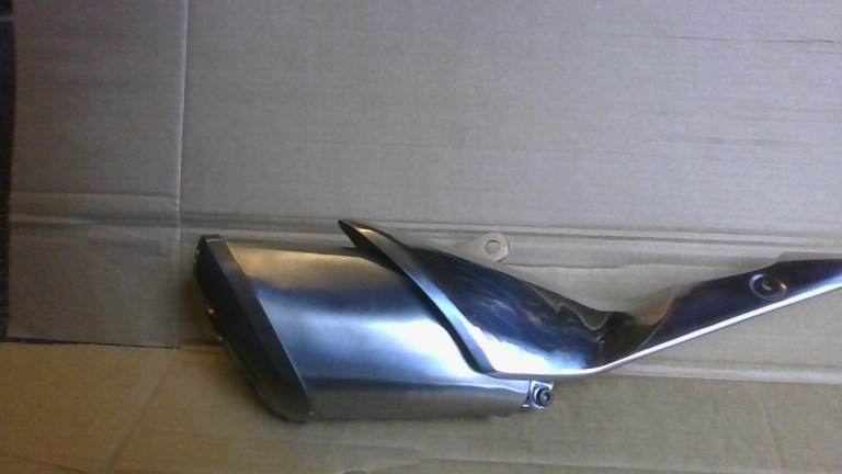 suzuki gsx s1000 exhaust muffler.