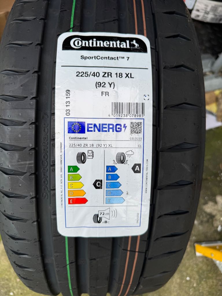 4x225/40/18 Continental Sport Contact 7 brand new for sale 