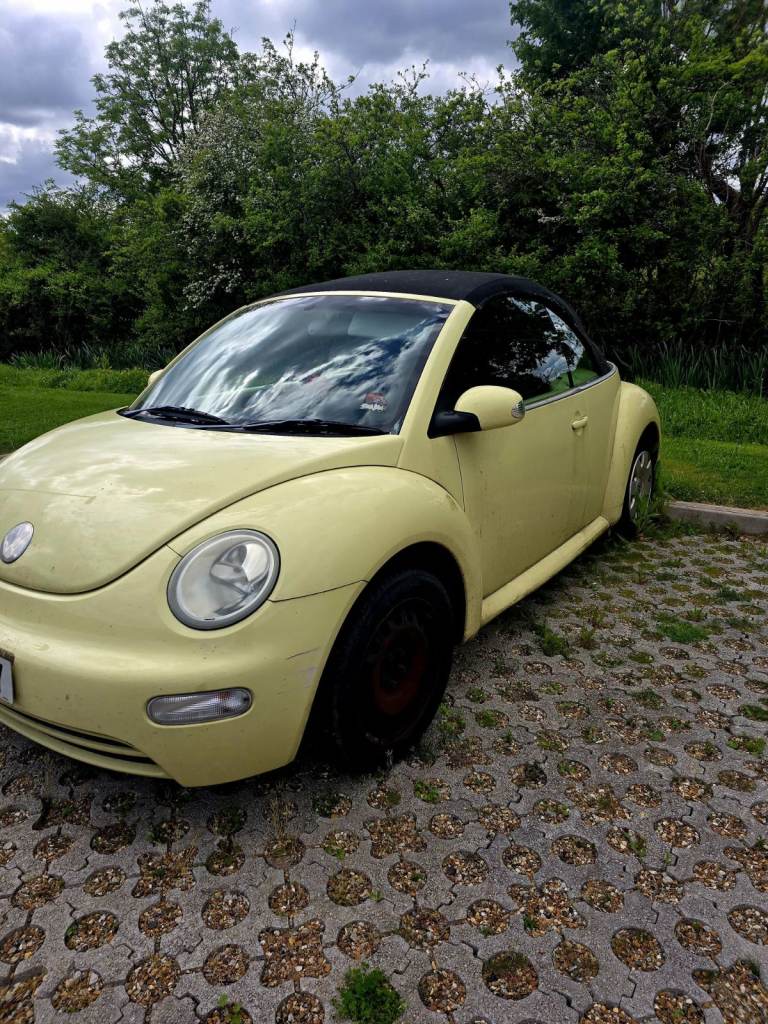 Volkswagen, BEETLE, Convertible, 2005, Manual, 1596 (cc), 2 doors