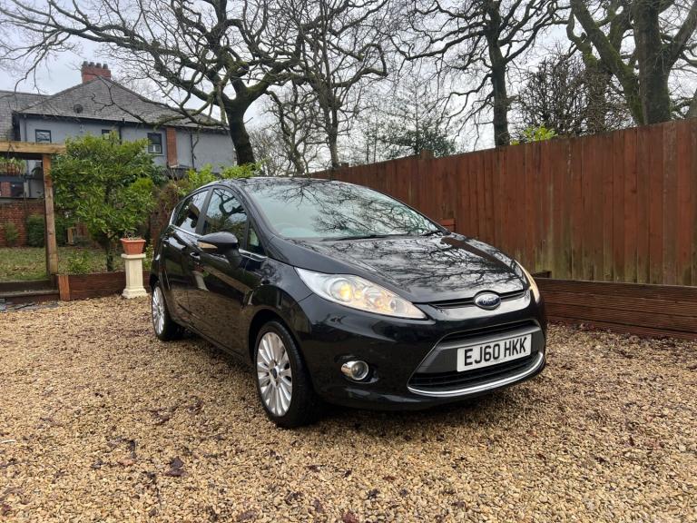 2010 Ford Fiesta 1.4 Titanium 5dr HATCHBACK Petrol Manual