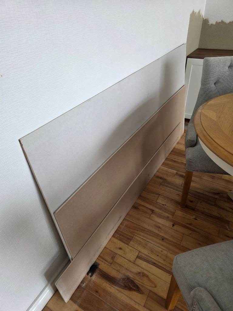 1 and 1/2 sheets of 6mm Plasterboard 